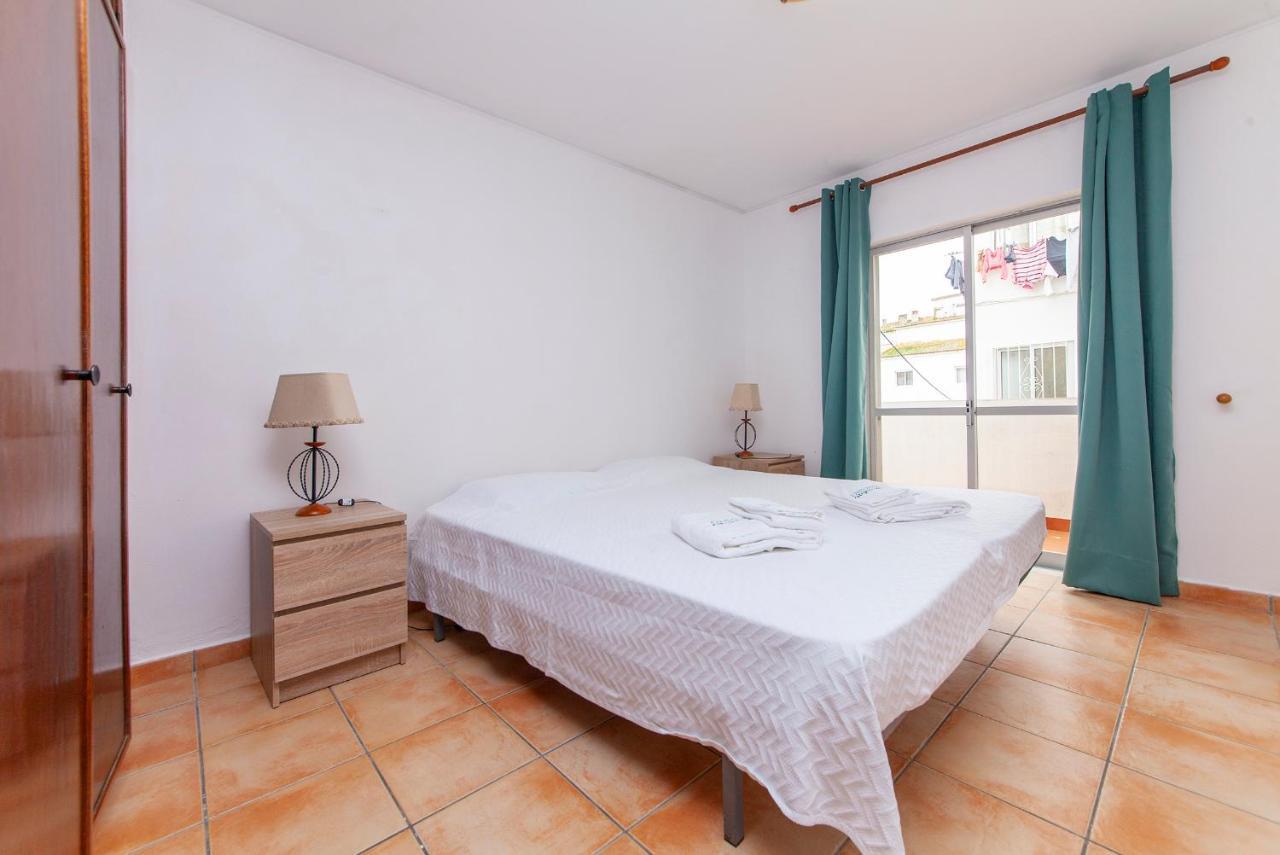 B18 - Village Street Apartamento *